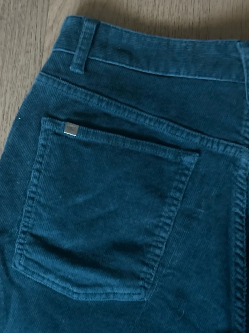 O'Neill Men's Teal Corduroy Shorts with Special Wash